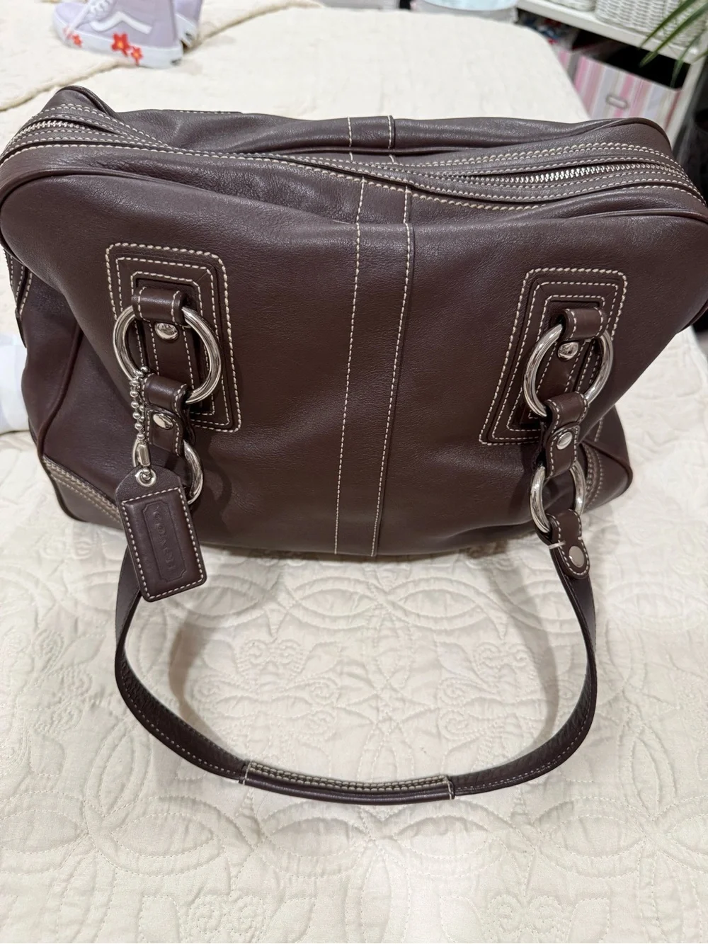 Vintage coach handbag excellent condition great size